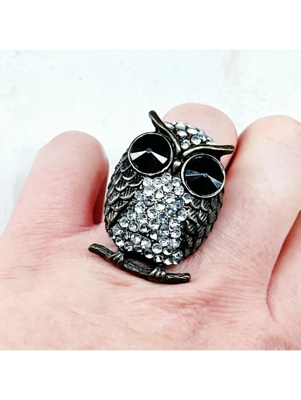3010u. Bronze Owl Ring Glass 7.75